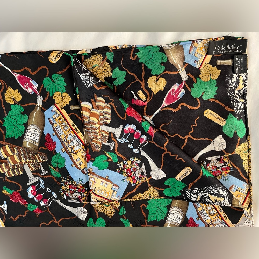 Vintage 1998 Nicole Miller Scarf 100% Silk Wine Vineyard Ferrari Carano 43” - Picture 3 of 5